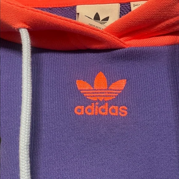 Adidas Original Graphic Cropped Hoodie - Picture 6 of 13